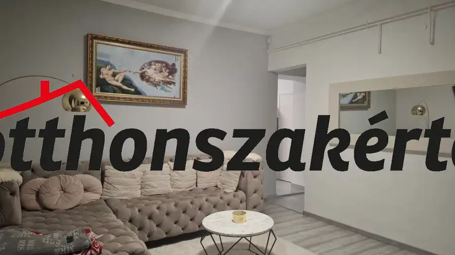 eladó családi ház, Dány