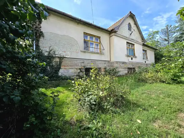 Eladó családi ház, Diósjenő 5+2 szoba 215 m² 55 M Ft