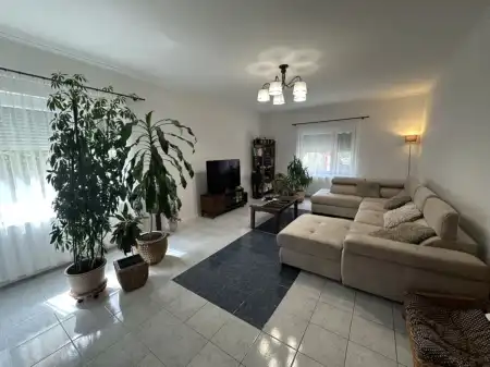 eladó családi ház, Dunaföldvár