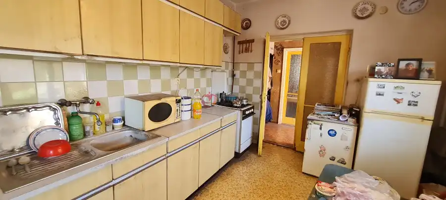 eladó családi ház, Dunaújváros