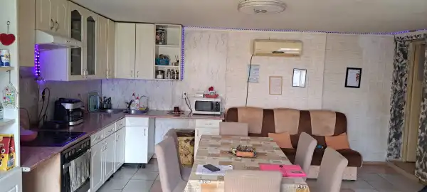 Eladó családi ház, Dunavecse 2+1 szoba 70 m² 18.9 M Ft