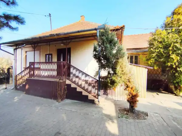 Eladó családi ház, Edelény 4+1 szoba 120 m² 15.9 M Ft