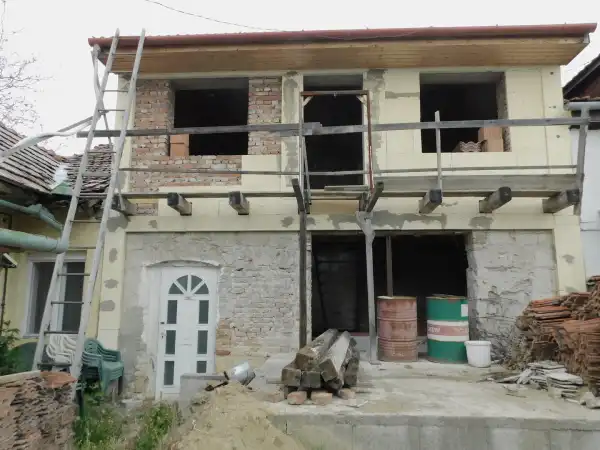 Eladó családi ház, Eger 5 szoba 141 m² 38.8 M Ft