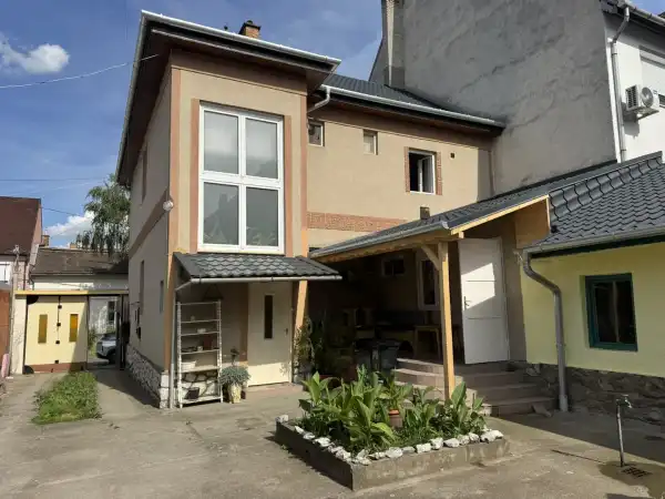 Eladó családi ház, Eger 5 szoba 160 m² 138 M Ft