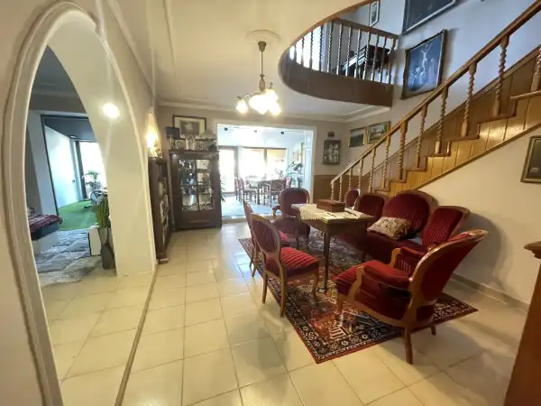 Eladó családi ház, Eger 5 szoba 220 m² 129 M Ft