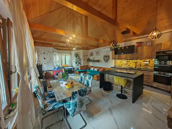Eladó családi ház, Eger 3 szoba 159 m² 124 M Ft