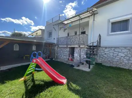 eladó családi ház, Eger