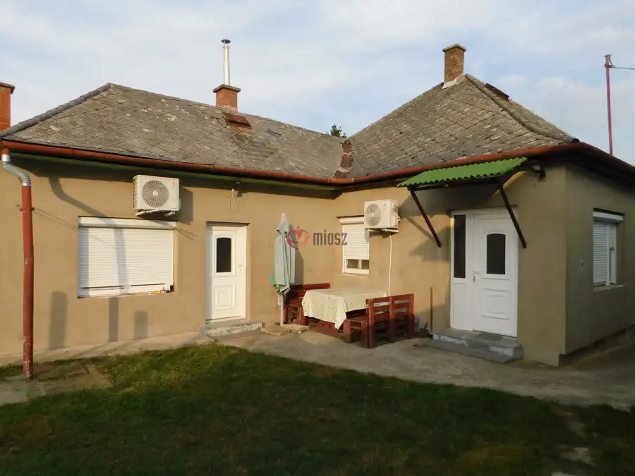 eladó családi ház, Egerszólát