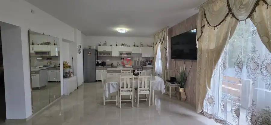 eladó családi ház, Ercsi