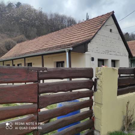 eladó családi ház, Érd