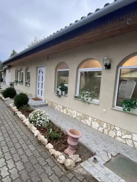 eladó családi ház, Érd