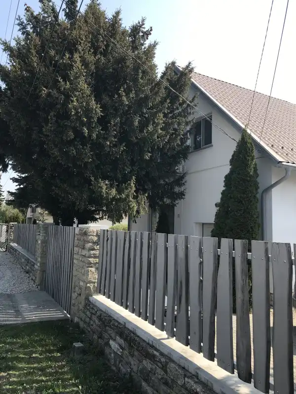 Eladó családi ház, Érd 4 szoba 180 m² 95 M Ft