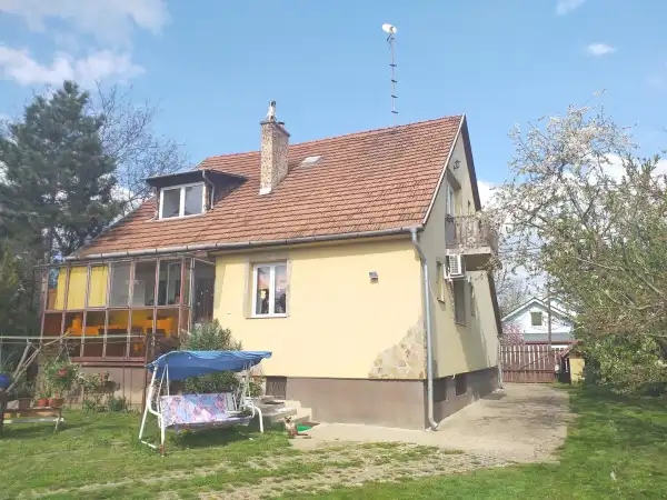 Eladó családi ház, Érd 5 szoba 186 m² 94.9 M Ft