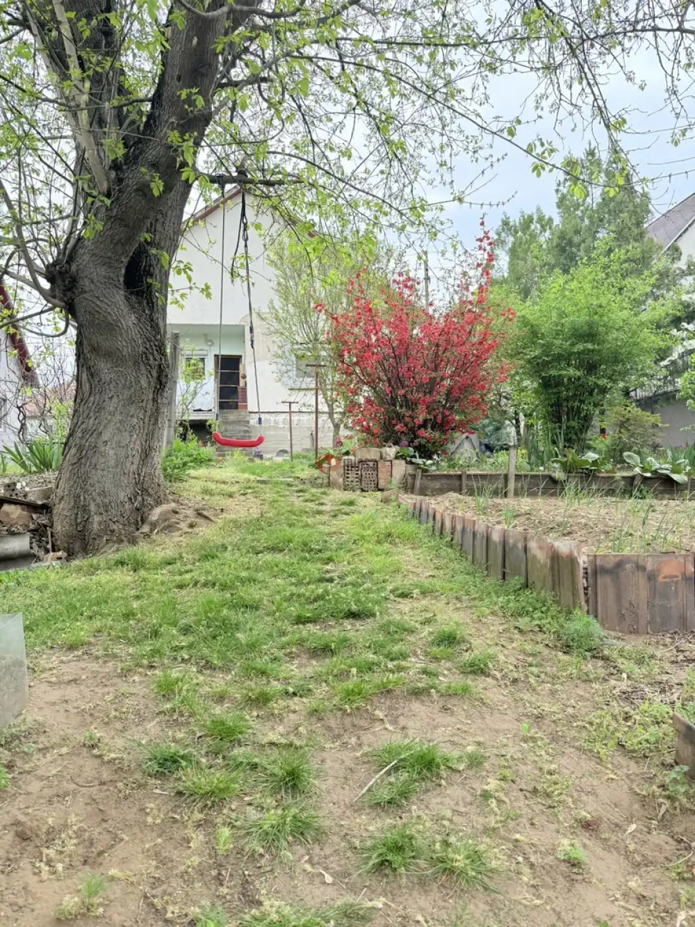 Pest megye - Erdőkertes