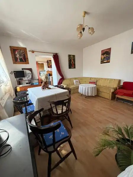 eladó családi ház, Erdőkertes