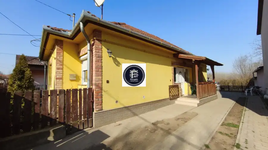 eladó családi ház, Erdőtelek