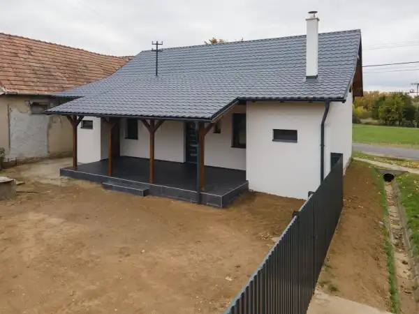 Eladó családi ház, Érsekvadkert 3+1 szoba 80 m² 45.5 M Ft