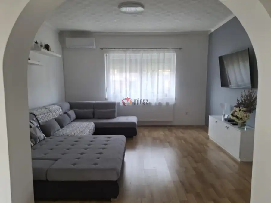 eladó családi ház, Felsőzsolca