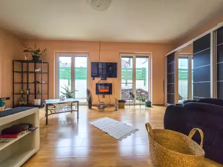 eladó családi ház, Fertőrákos