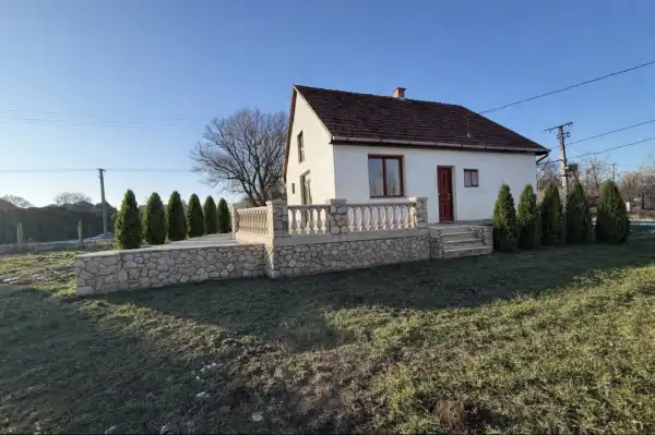 Eladó családi ház, Gávavencsellő 1+2 szoba 70 m² 18 M Ft