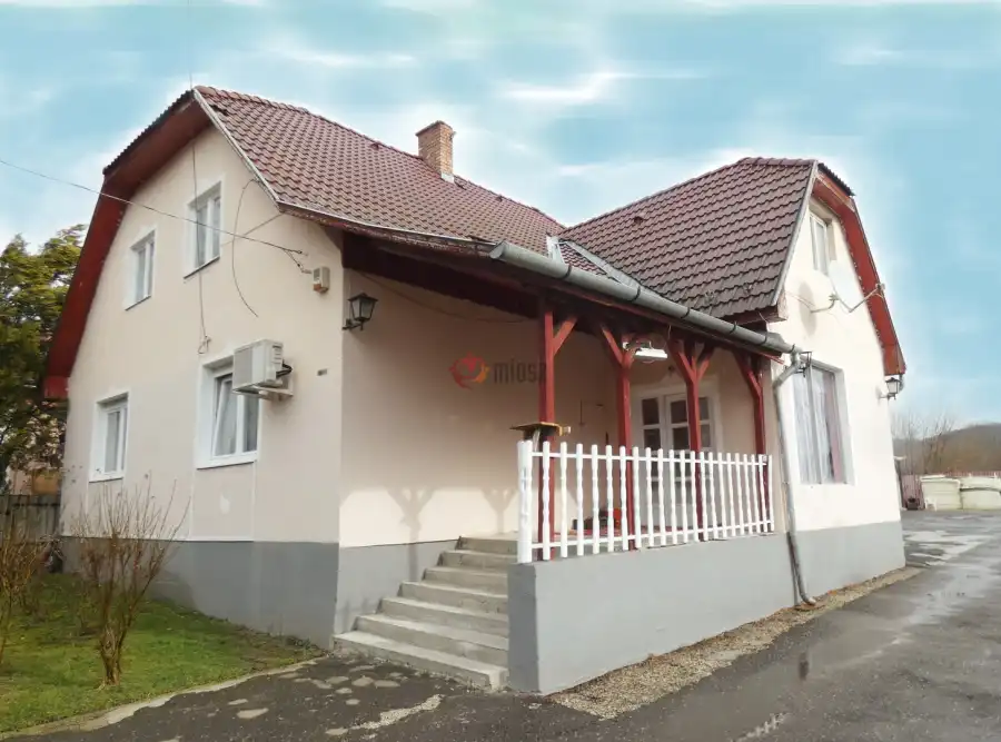 eladó családi ház, Gödöllő
