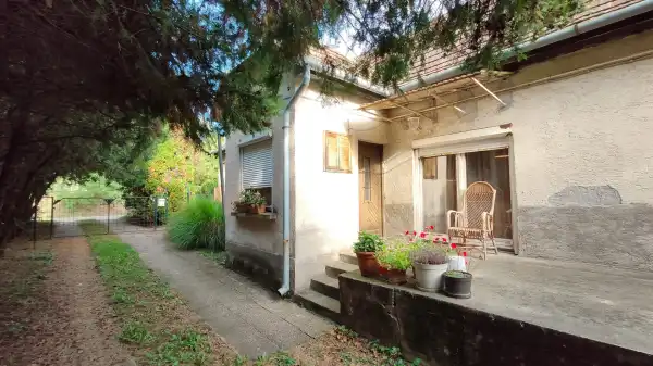 Eladó családi ház, Győr 3 szoba 120 m² 39.8 M Ft