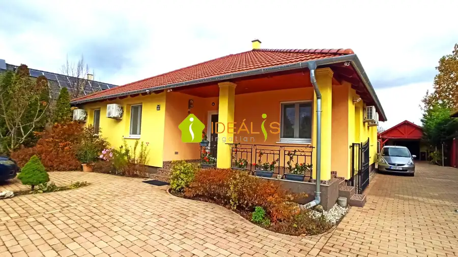 eladó családi ház, Győr