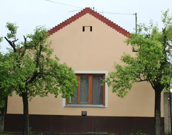 Eladó családi ház, Hajdúböszörmény 2 szoba 25 M Ft