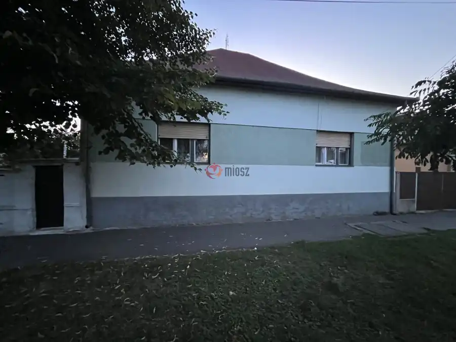 eladó családi ház, Hajdúszoboszló