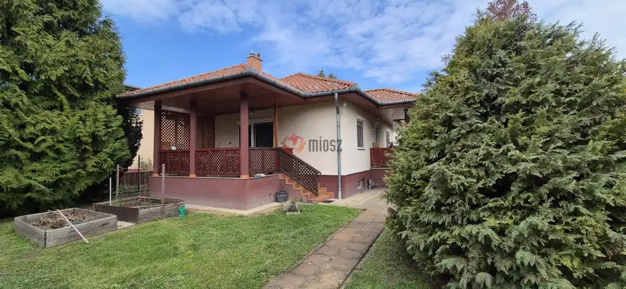 eladó családi ház, Halásztelek