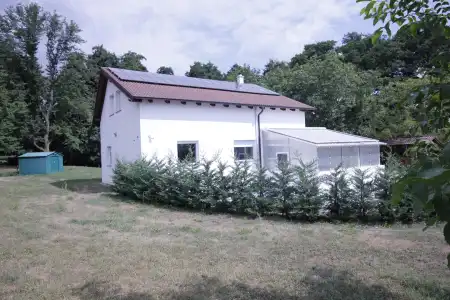 eladó családi ház, Harka