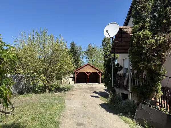 Eladó családi ház, Hatvan 4 szoba 106 m² 39.9 M Ft