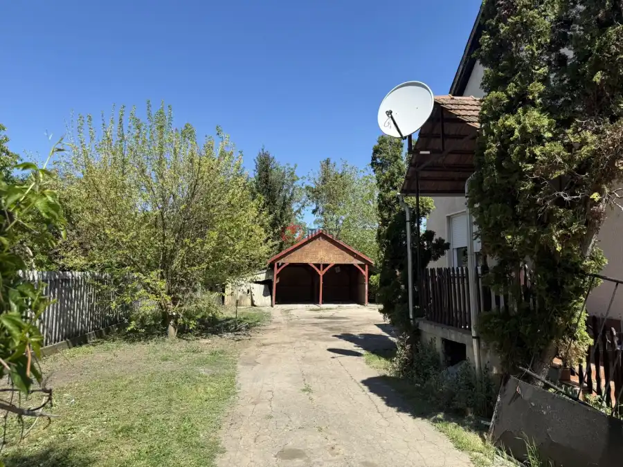 eladó családi ház, Hatvan
