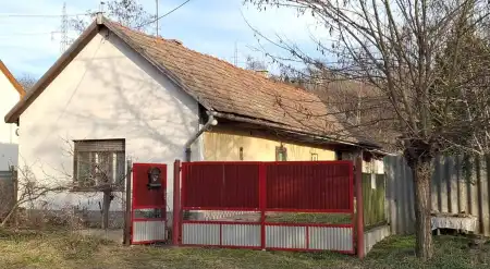 eladó családi ház, Hatvan