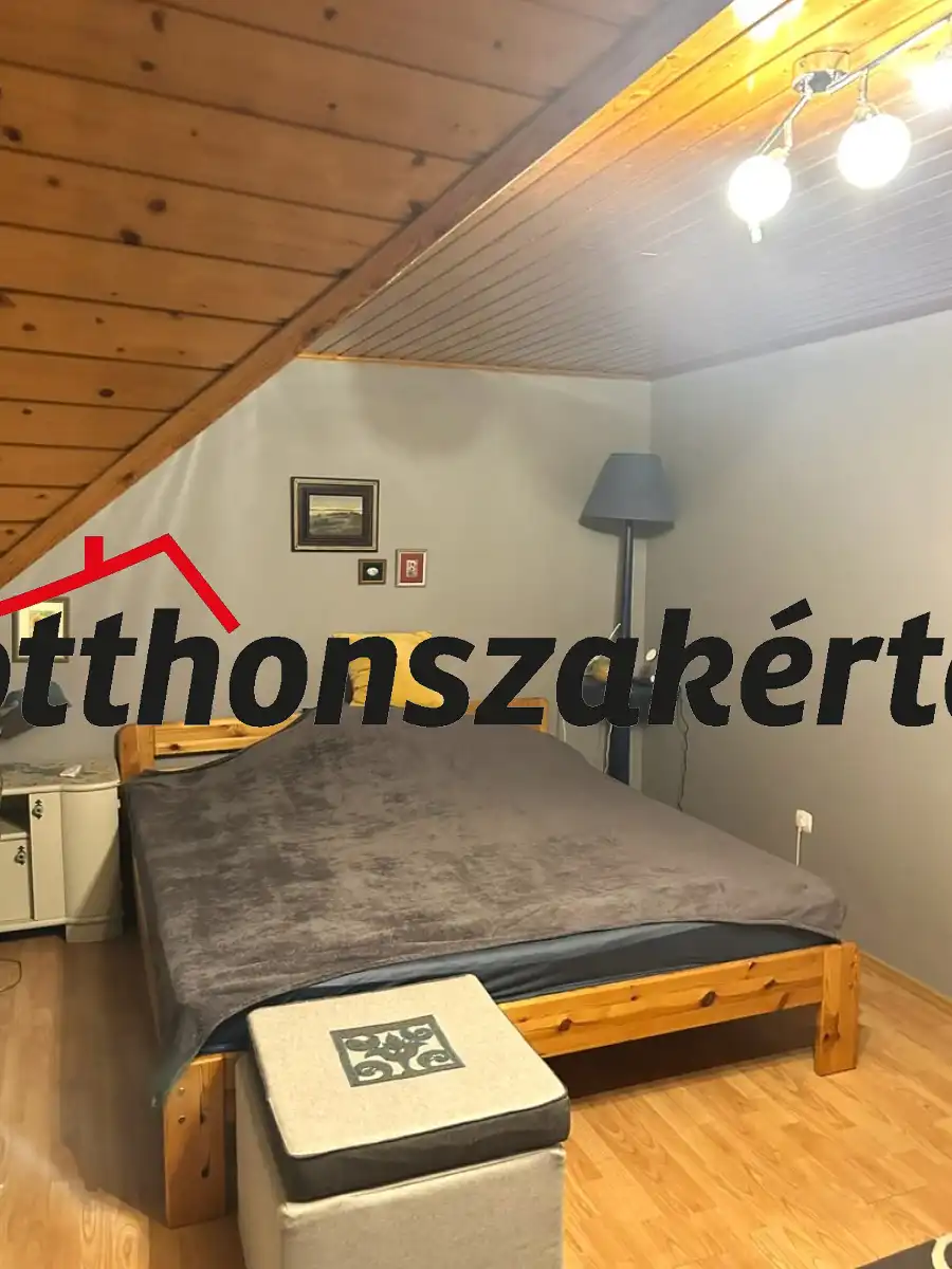 eladó családi ház, Hatvan