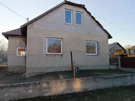 eladó családi ház, Hernád