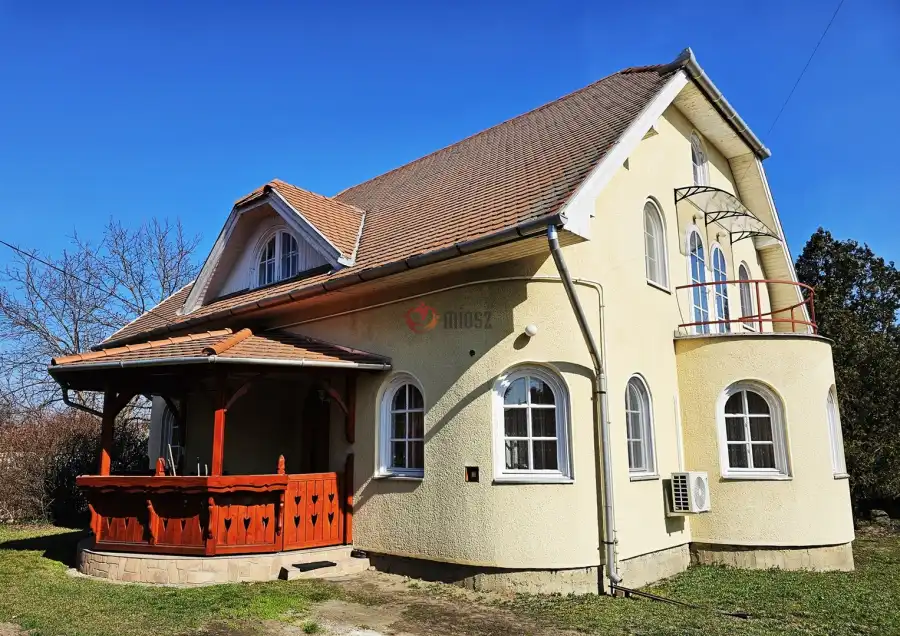 eladó családi ház, Heves