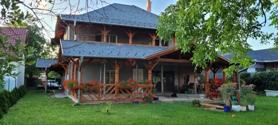 eladó családi ház, Heves