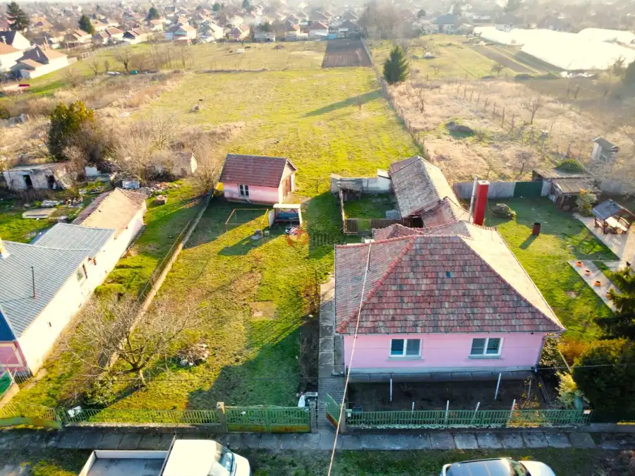 eladó családi ház, Heves