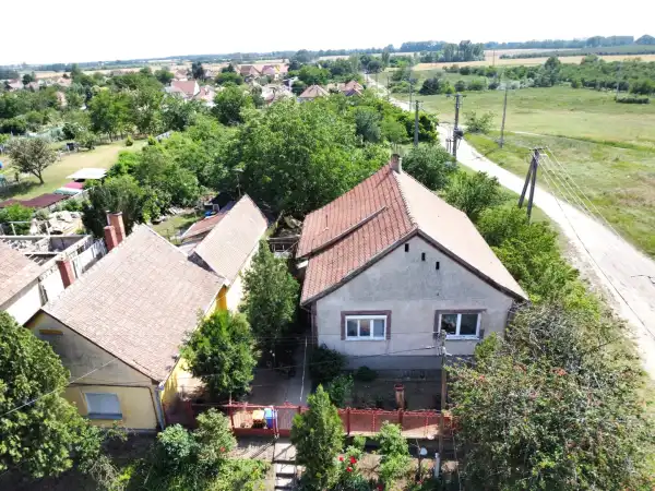 Eladó családi ház, Heves 3 szoba 92 m² 19.9 M Ft