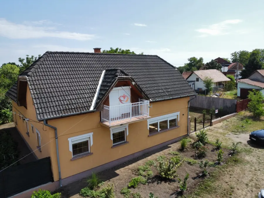 eladó családi ház, Heves