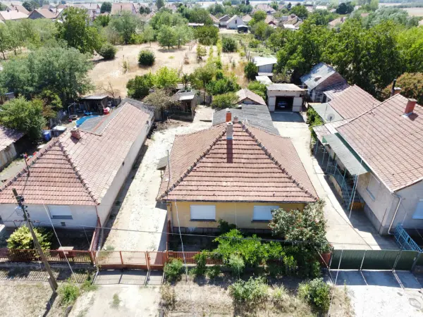 Eladó családi ház, Heves 2 szoba 54 m² 14.9 M Ft