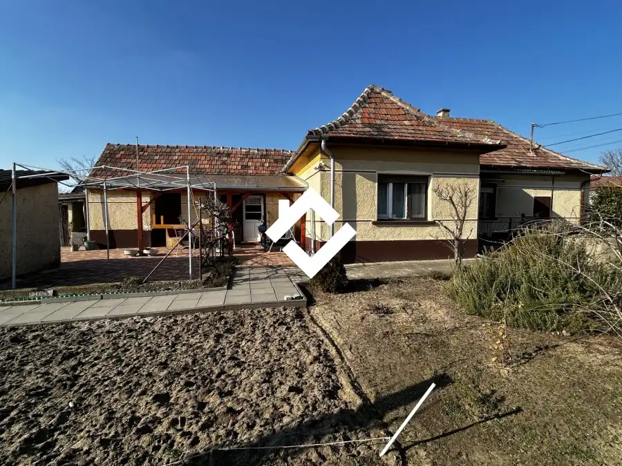 eladó családi ház, Inárcs