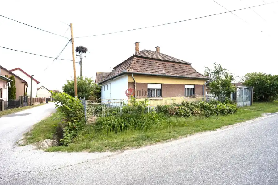 eladó családi ház, Ipolyvece