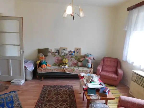 Eladó családi ház, Jászkarajenő 2 szoba 52 m² 9.9 M Ft