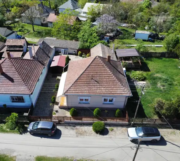 Eladó családi ház, Jászkisér 3 szoba 101 m² 19.9 M Ft