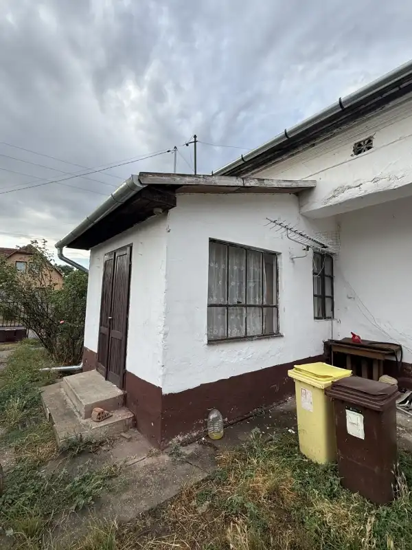 Eladó családi ház, Kaba 2 szoba 60 m² 9.2 M Ft