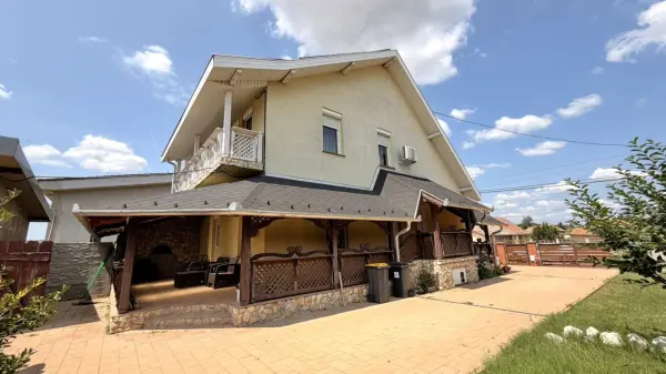 Eladó családi ház, Kakucs 7 szoba 187 m² 114.99 M Ft