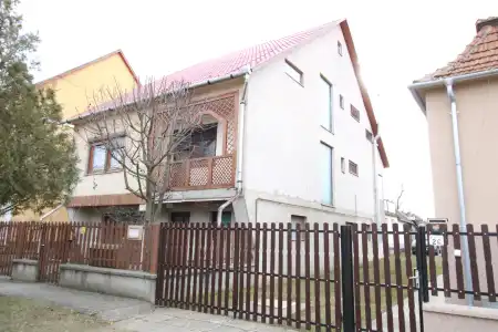 eladó családi ház, Kartal