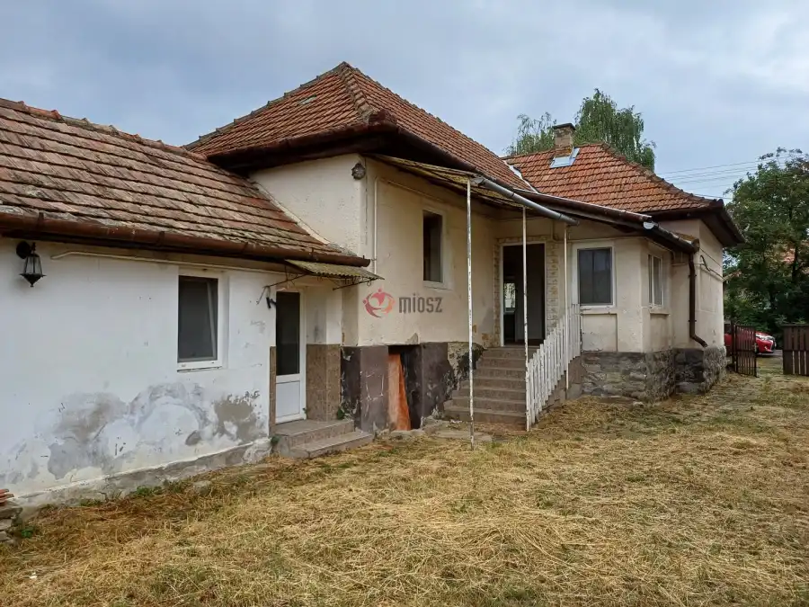 eladó családi ház, Kazár